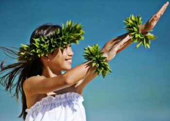 Los disfraces hawaianos son la mejor opción en verano