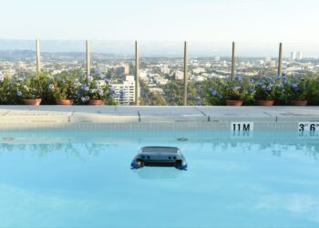 ¿Por qué sigo teniendo gusanos en mi piscina? Soluciones con robot piscina