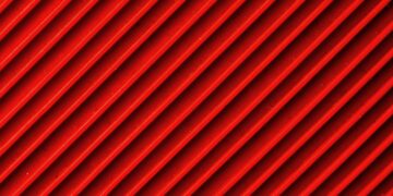 Niño usando tecnología educativa