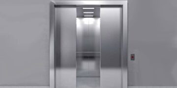 ¿Tu ascensor sufre con el cambio de estación? Evita las averías más comunes cuando llegue el frío